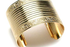 ملابس وإكسسوارات متنوعة5