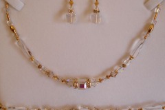 ملابس وإكسسوارات متنوعة3