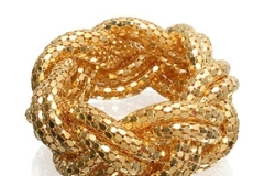 ملابس وإكسسوارات متنوعة4