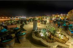 مطاعم الكهف