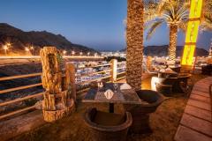 مطاعم الكهف