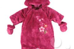 ملابس ورديه للبنوتات1