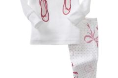 بيجامات لطفلتك روعة4