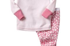 بيجامات لطفلتك روعة7