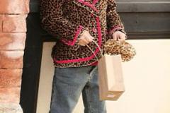 موديلات منوعة لطفلتك الانيقة14