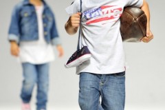 ITALY-FASHION-CHILDREN-PITTI-LEVIS
