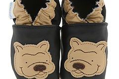 ملابس واحذيه للاطفال5