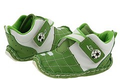 ملابس واحذيه للاطفال7